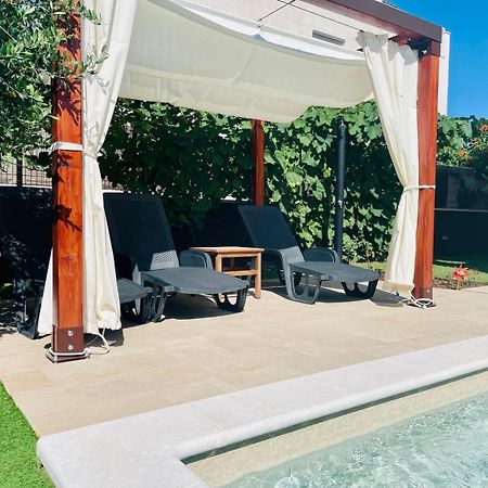 Boutique Apartment With Private Pool For Your Exclusive Use Novigrad Istria Eksteriør bilde