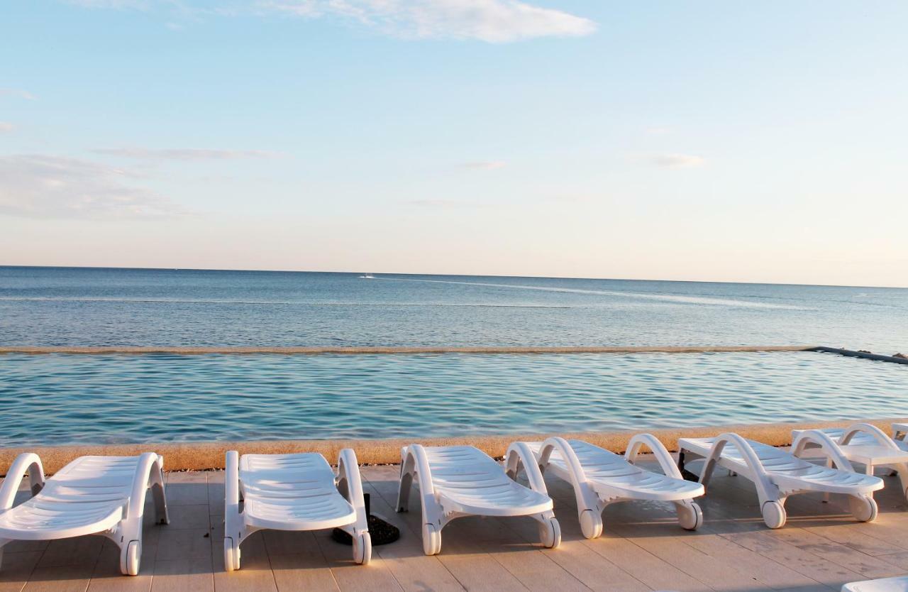 Boutique Apartment With Private Pool For Your Exclusive Use Novigrad Istria Eksteriør bilde
